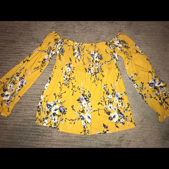womens yellow floral tops